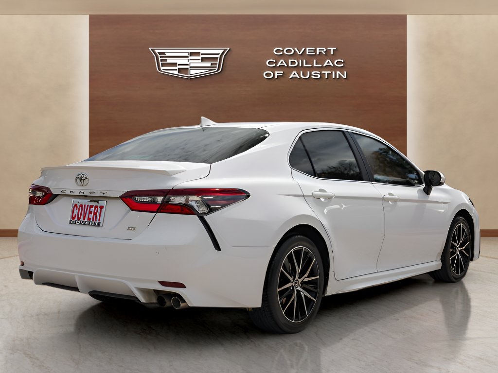 Used 2021 Toyota Camry SE FWD image 4
