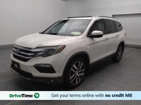 Used 2017 Honda Pilot Elite image 1