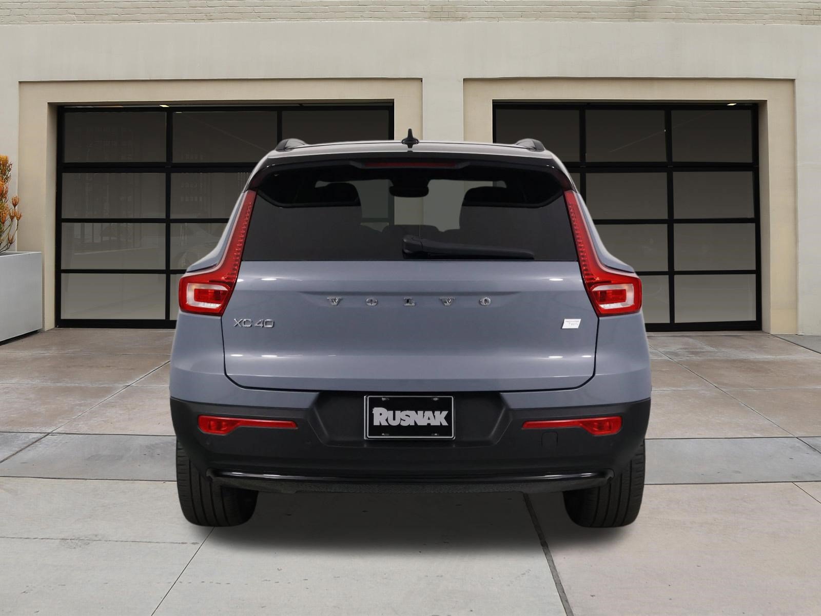 Certified 2023 Volvo XC40 Recharge Ultimate AWD/4WD image 5