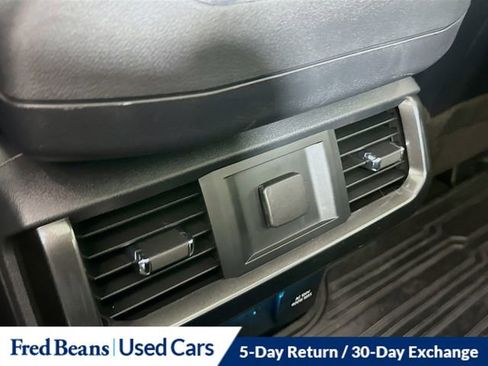 Used 2022 Ford F150 Lariat image 29