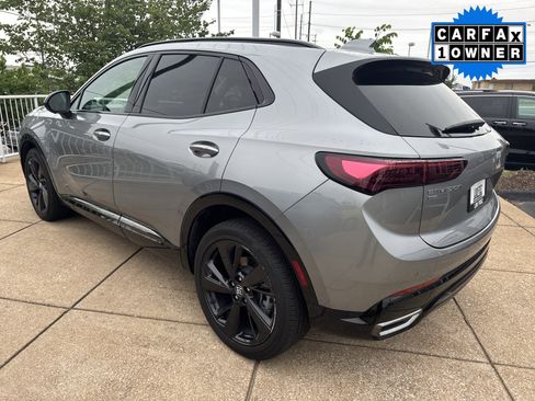 Used 2025 Buick Envision Sport Touring AWD/4WD image 4