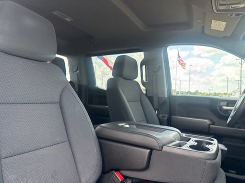 Used 2020 Chevrolet Silverado 1500 Custom w/ Custom Value Package RWD image 26