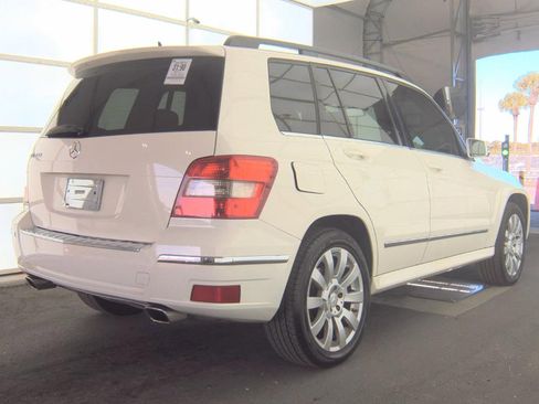 Used 2011 Mercedes-Benz GLK 350 2WD image 4
