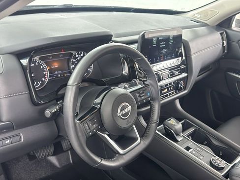 Used 2024 Nissan Pathfinder SL w/ SL Premium Package image 36