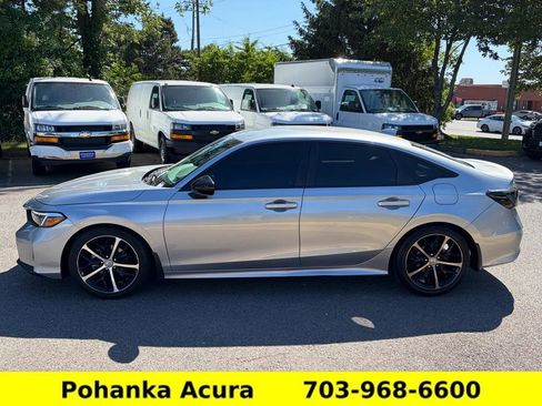 Used 2025 Honda Civic Sport image 4