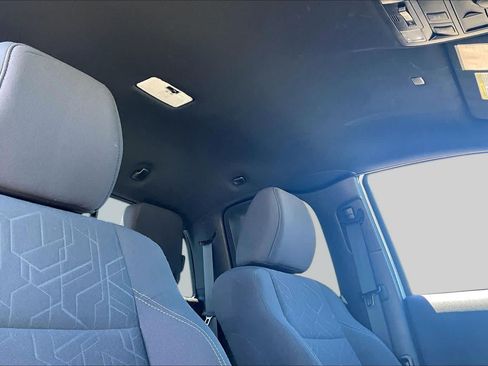 Certified 2019 Toyota Tacoma TRD Off-Road AWD/4WD image 13