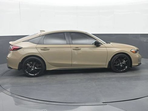 Used 2025 Honda Civic Sport image 8