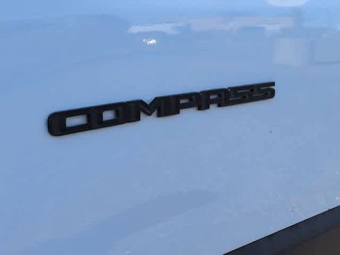 Used 2022 Jeep Compass Altitude image 13