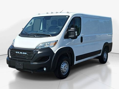 Used 2025 RAM ProMaster 2500 w/ Convenience Group FWD image 8