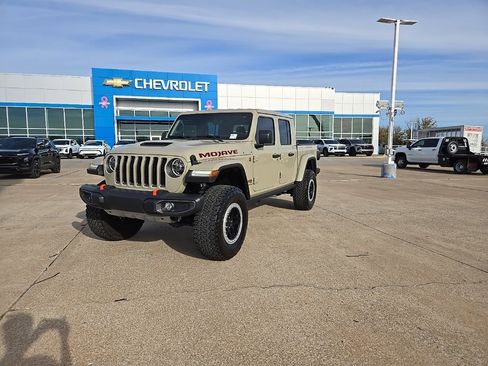 Used 2022 Jeep Gladiator Mojave w/ LED Lighting Group image 7