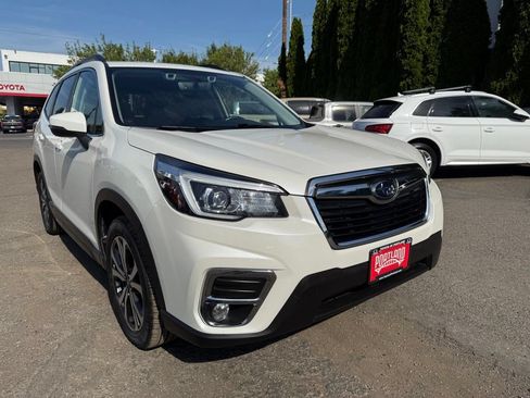 Used 2020 Subaru Forester Limited w/ Popular Package #3 AWD/4WD image 2