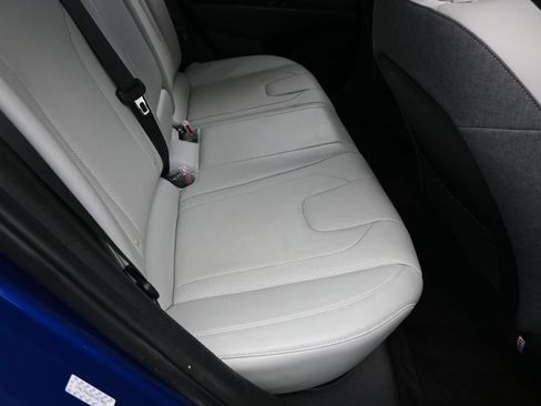 Used 2023 Hyundai Elantra Limited FWD image 41