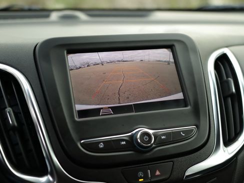 Used 2024 Chevrolet Equinox LT image 14