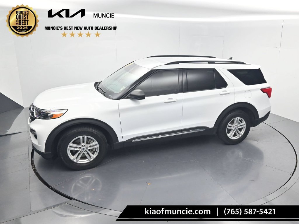 Used 2023 Ford Explorer XLT w/ Equipment Group 202A RWD image 46