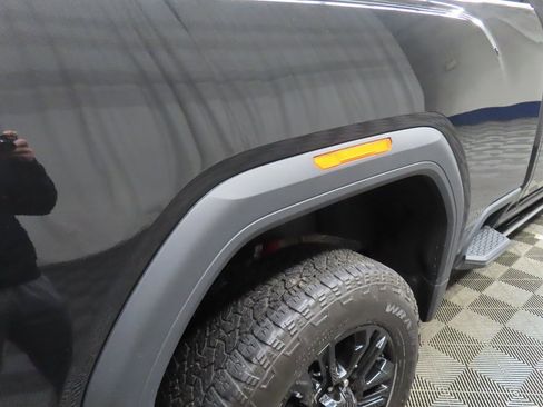 Used 2023 GMC Sierra 2500 Denali w/ Denali Black Diamond Edition image 36