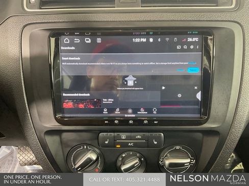 Used 2017 Volkswagen Jetta SE FWD image 35