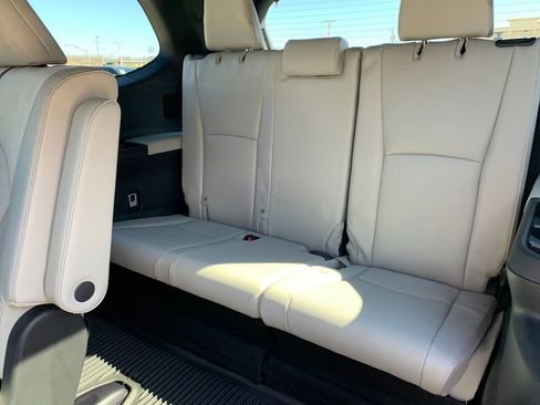 New 2026 Toyota Grand Highlander AWD Hybrid image 17