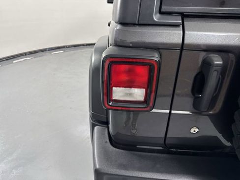 Used 2020 Jeep Wrangler Unlimited Sport AWD/4WD image 30