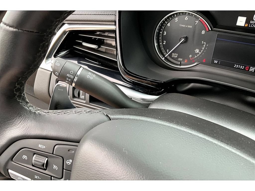 Used 2024 Cadillac XT6 Sport w/ LPO, Floor Liner Package AWD/4WD image 19