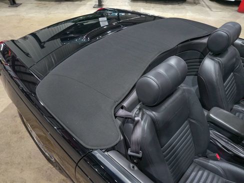 Used 2002 Ford Thunderbird Deluxe image 33