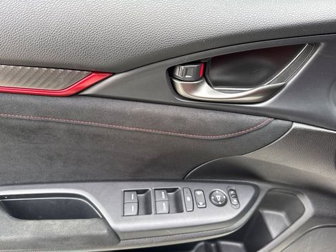 Certified 2018 Honda Civic Type R image 15