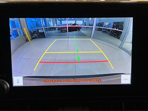 Used 2024 Toyota RAV4 LE AWD/4WD image 16