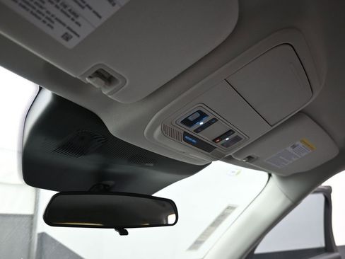 New 2025 Ford Explorer Active image 9