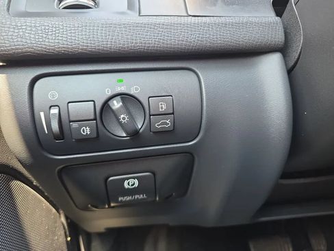 Used 2011 Volvo XC60 3.2 FWD image 20