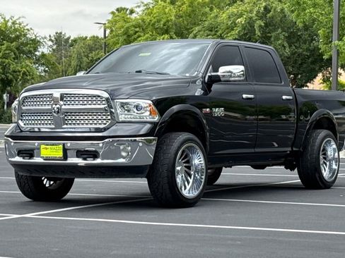 Used 2015 RAM 1500 Laramie w/ Convenience Group AWD/4WD image 16