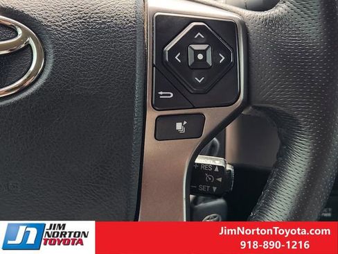 Used 2017 Toyota Tacoma SR5 w/ Tow Package image 30