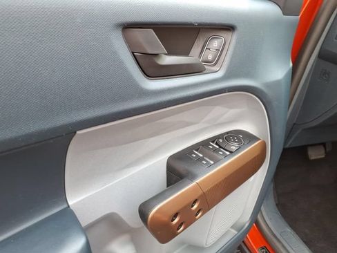 Certified 2022 Ford Maverick Lariat FWD image 13