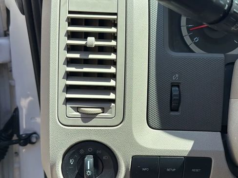 Used 2012 Ford Escape XLT image 15