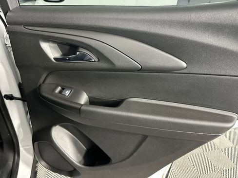 Used 2024 Chevrolet TrailBlazer LT w/ Convenience Package image 26