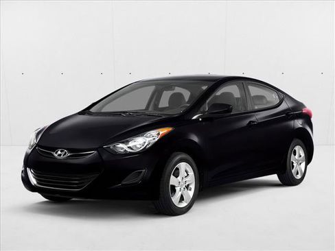 Used 2013 Hyundai Elantra Limited w/ Technology Pkg FWD image 1