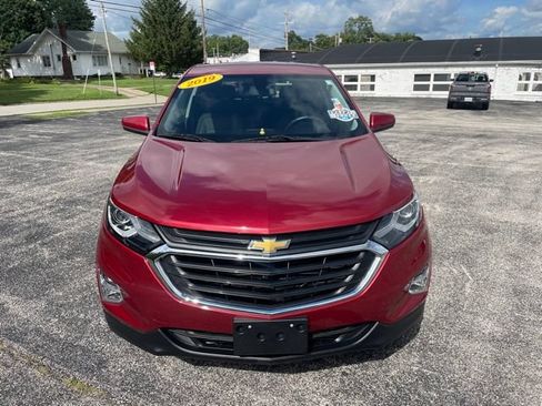 Used 2019 Chevrolet Equinox LT FWD image 2