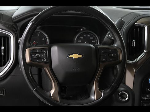 Used 2020 Chevrolet Silverado 3500 High Country w/ Technology Package AWD/4WD image 8
