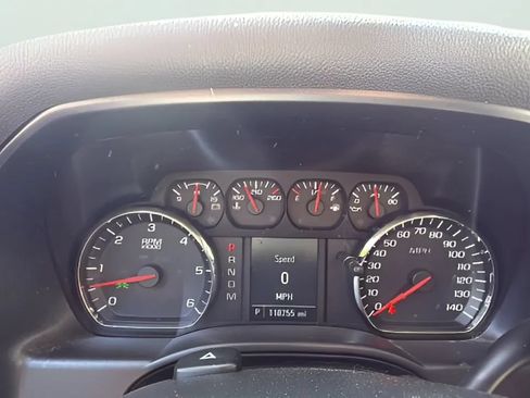 Used 2015 Chevrolet Silverado 1500 W/T w/ WT Convenience Package AWD/4WD image 12
