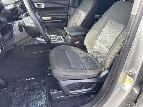 Certified 2023 Ford Explorer XLT image 17