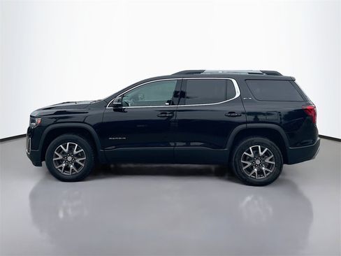 Used 2023 GMC Acadia SLE w/ Driver Convenience Package image 4