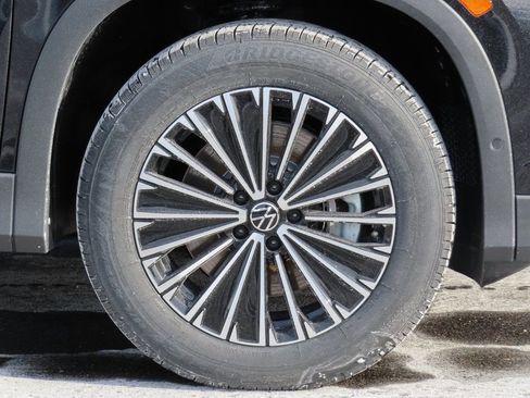 New 2026 Volkswagen Tiguan S AWD/4WD image 11