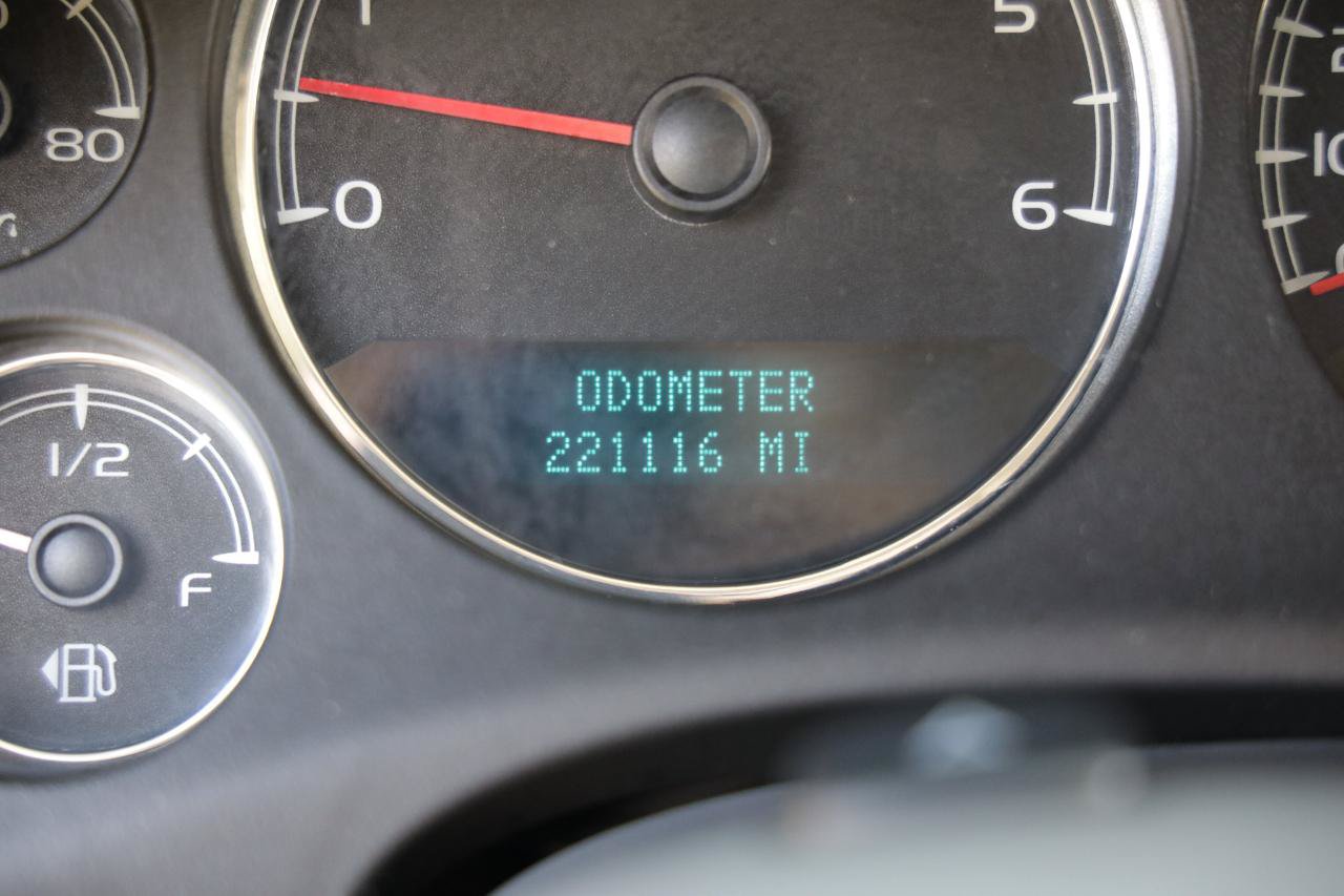 Used 2007 GMC Yukon SLT w/ SLT Preferred Equipment Group RWD image 39