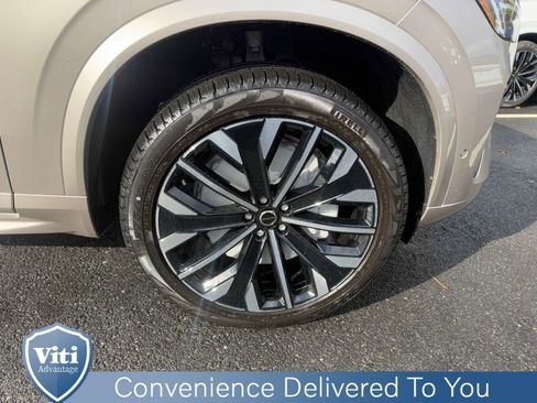 New 2026 Volvo XC90 B6 Plus w/ Protection Package Premier image 10