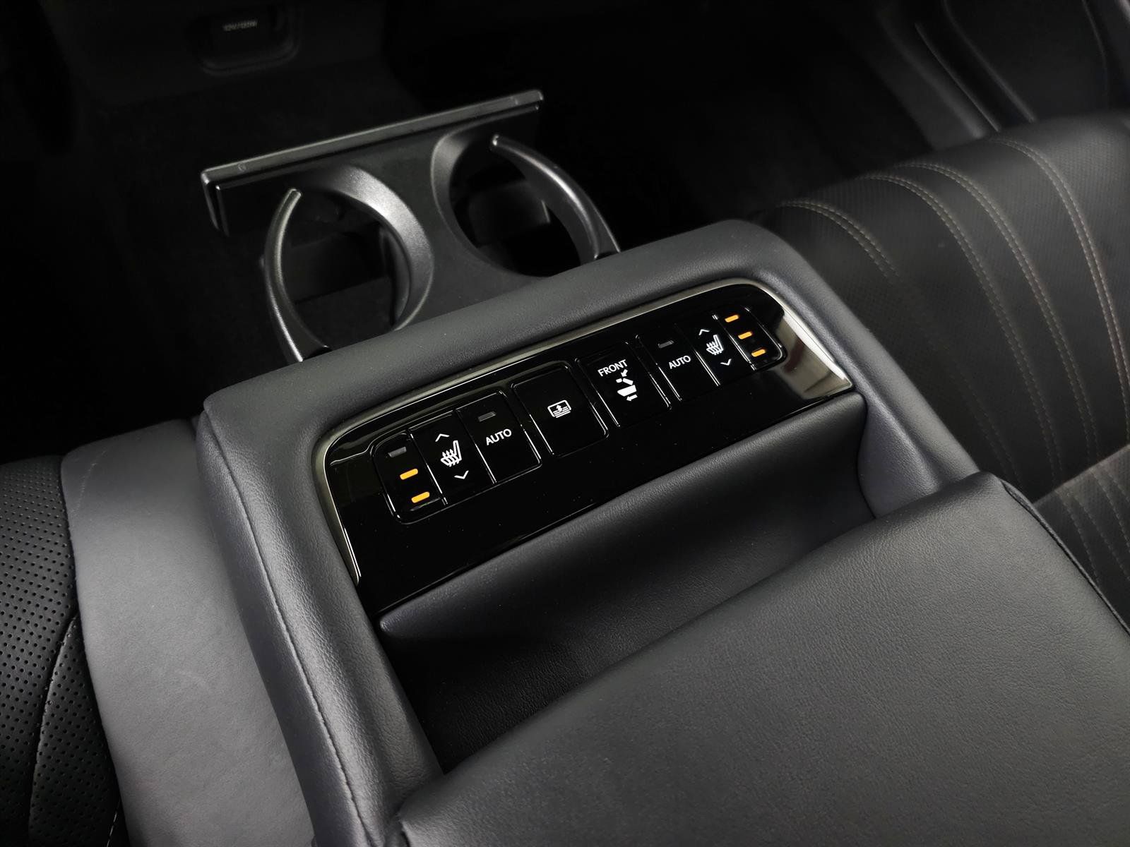 Used 2022 Lexus LS 500 AWD w/ Interior Upgrade Package image 37