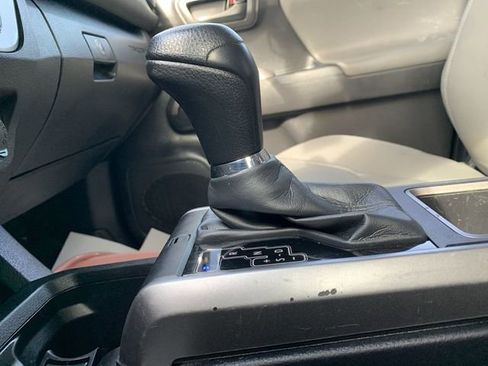 Certified 2023 Toyota Tacoma SR5 w/ Technology Package image 25