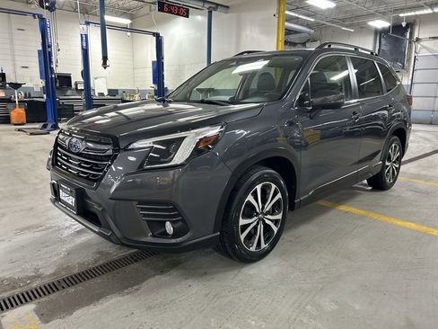 Certified 2023 Subaru Forester Limited image 4