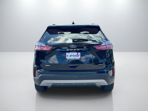 Used 2024 Ford Edge SEL w/ Convenience Package AWD/4WD image 6