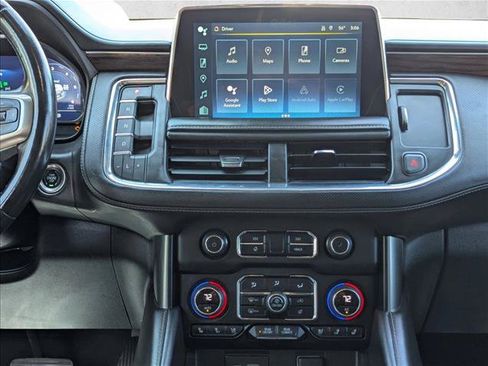 Used 2023 Chevrolet Suburban Premier w/ Advanced Technology Package AWD/4WD image 15