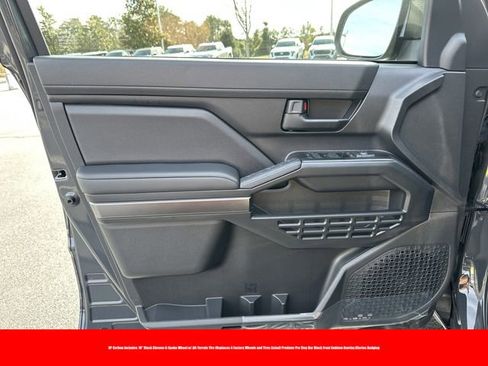 New 2026 Toyota 4Runner SR5 image 4