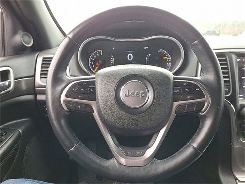 Used 2018 Jeep Grand Cherokee Altitude image 19
