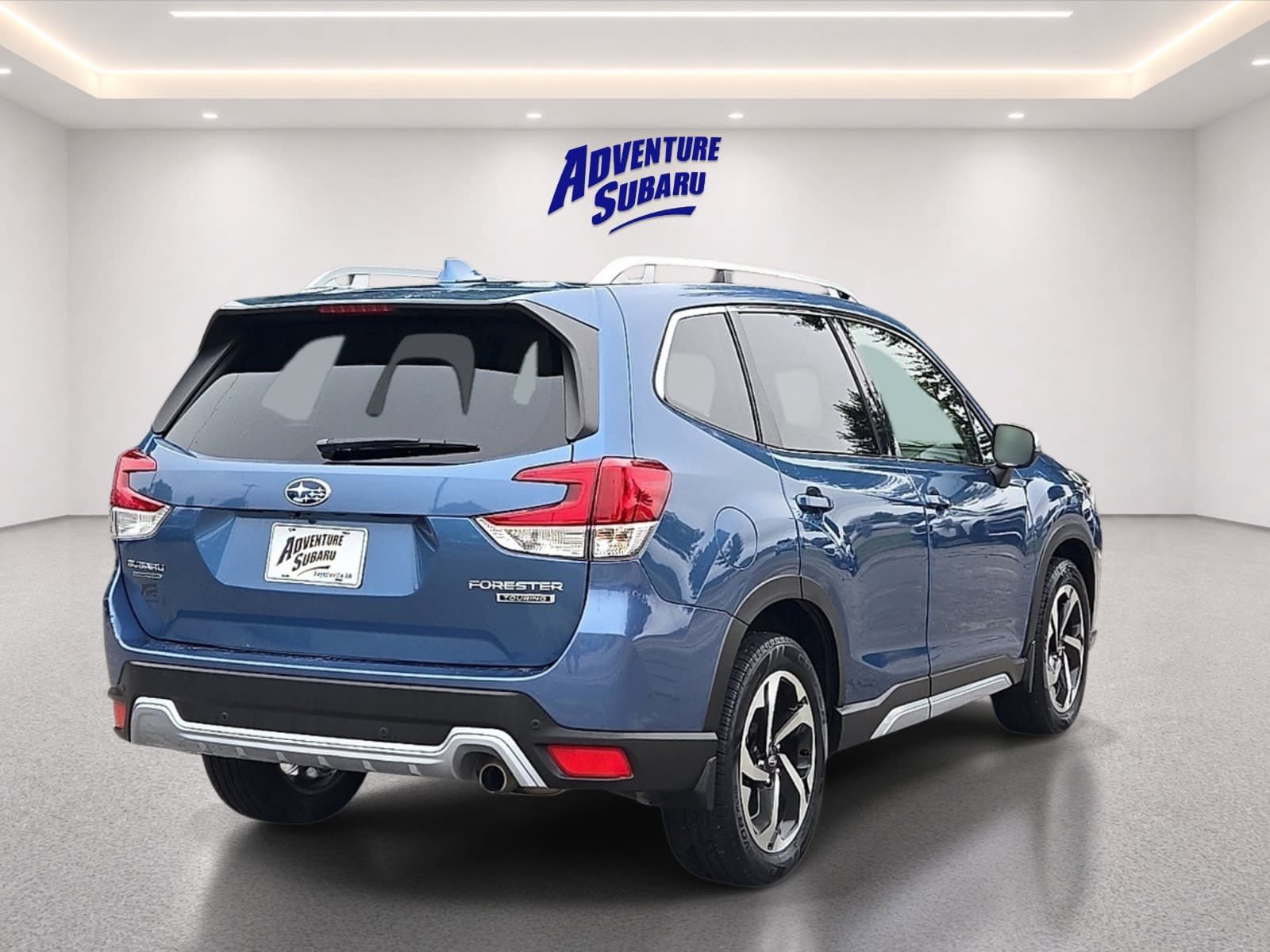 Used 2022 Subaru Forester Touring AWD/4WD image 6